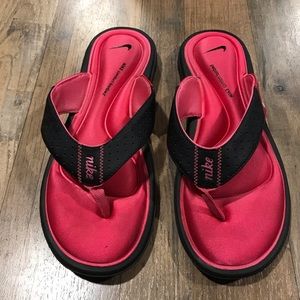 Women’s NIKE Memory Foam Flip Flops Sz 9